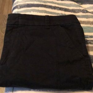 Black Jcp shorts size 12. Instead is 8in